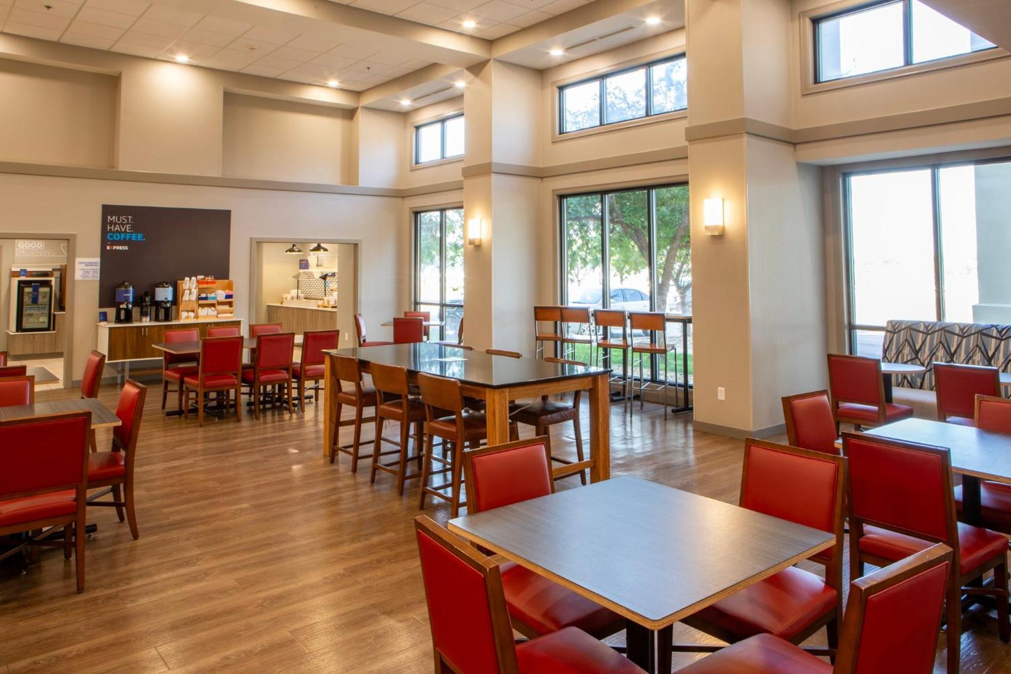 Holiday Inn Express & Suites Sioux City-South By Ihg Exteriér fotografie
