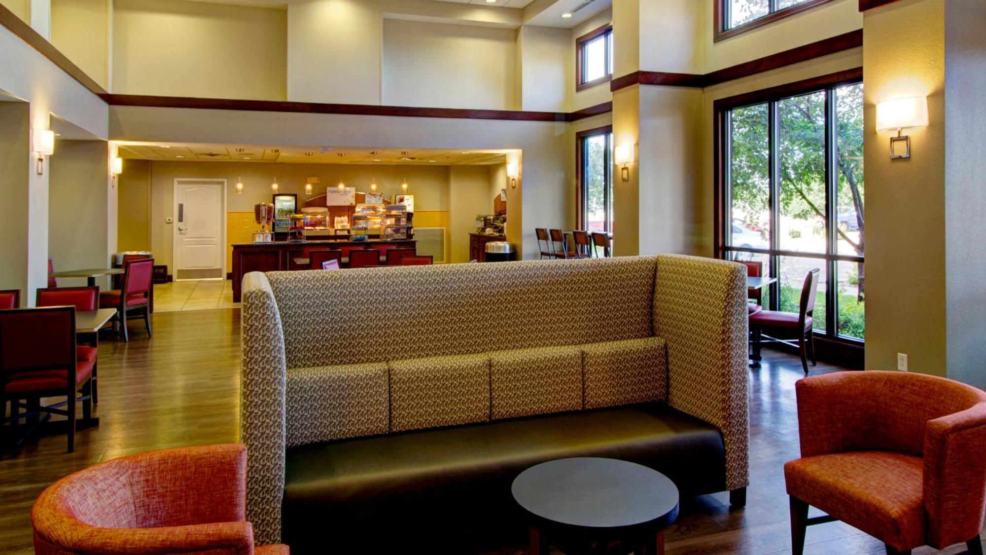 Holiday Inn Express & Suites Sioux City-South By Ihg Exteriér fotografie